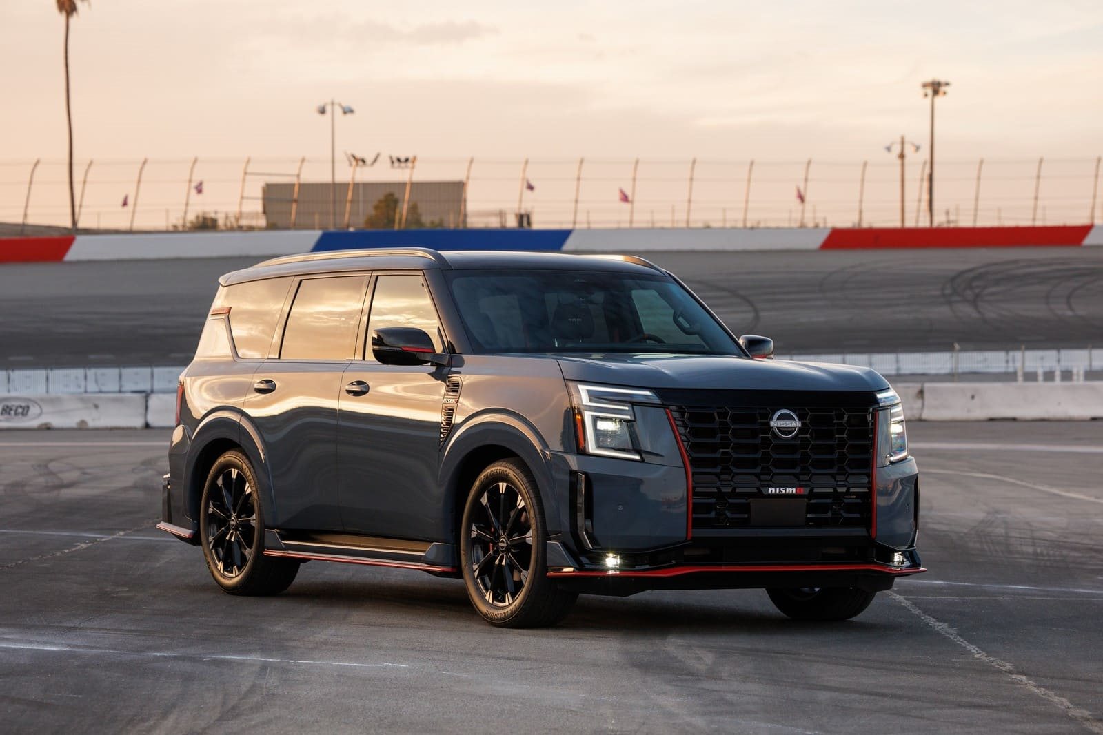 2026 - NISSAN ARMADA NISMO, foto 1