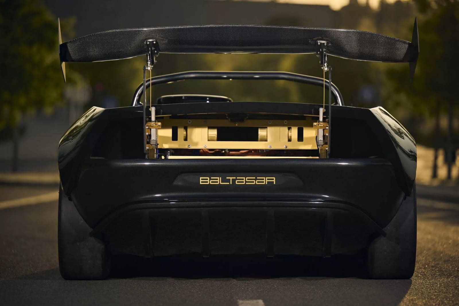 BALTASAR REVOLT R CONCEPT, foto 6