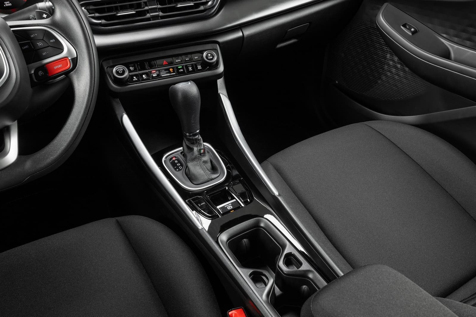 2026 - FIAT FASTBACK T200, foto 11