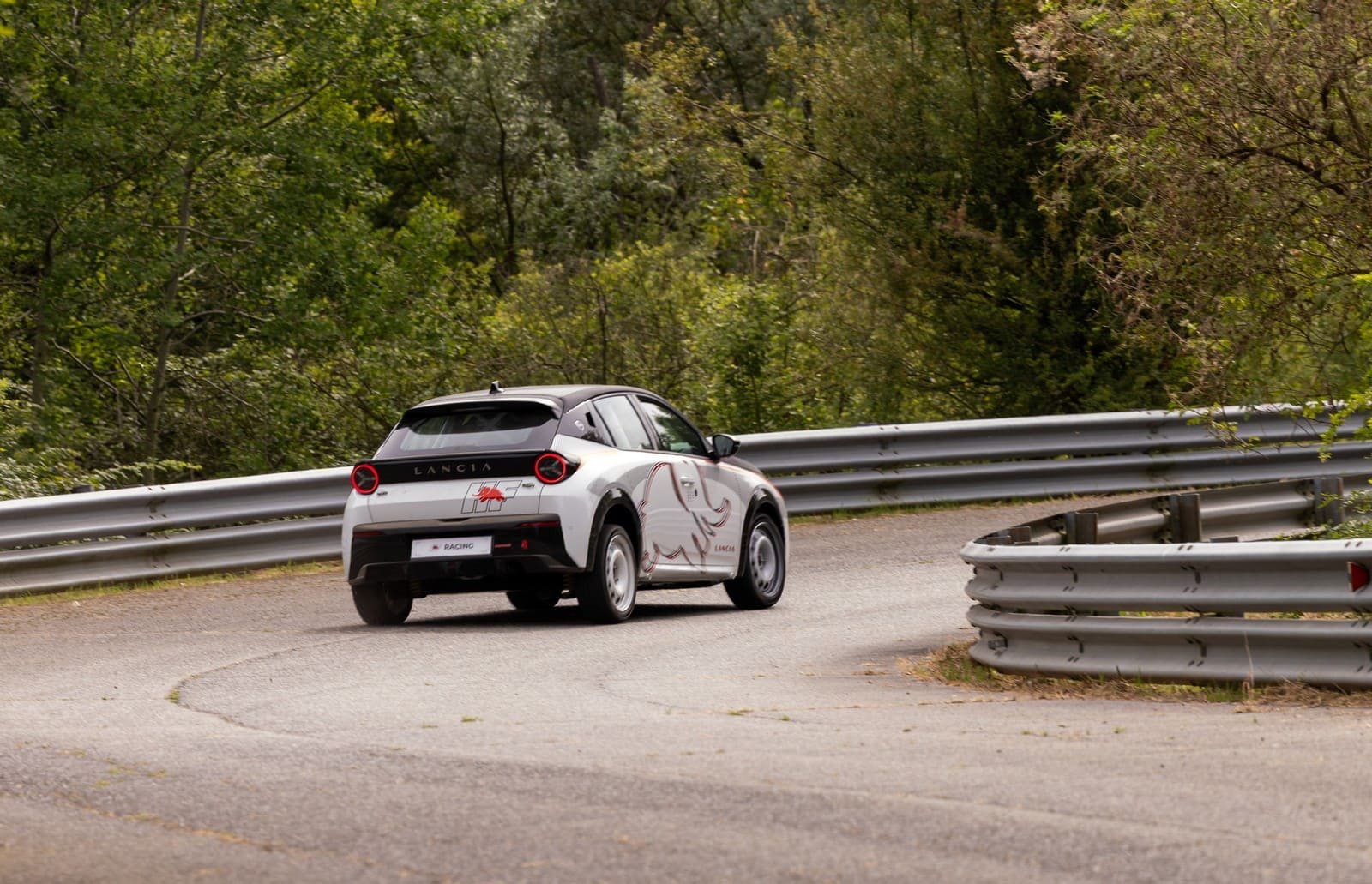2025 - LANCIA YPSILON HF RACING, foto 10
