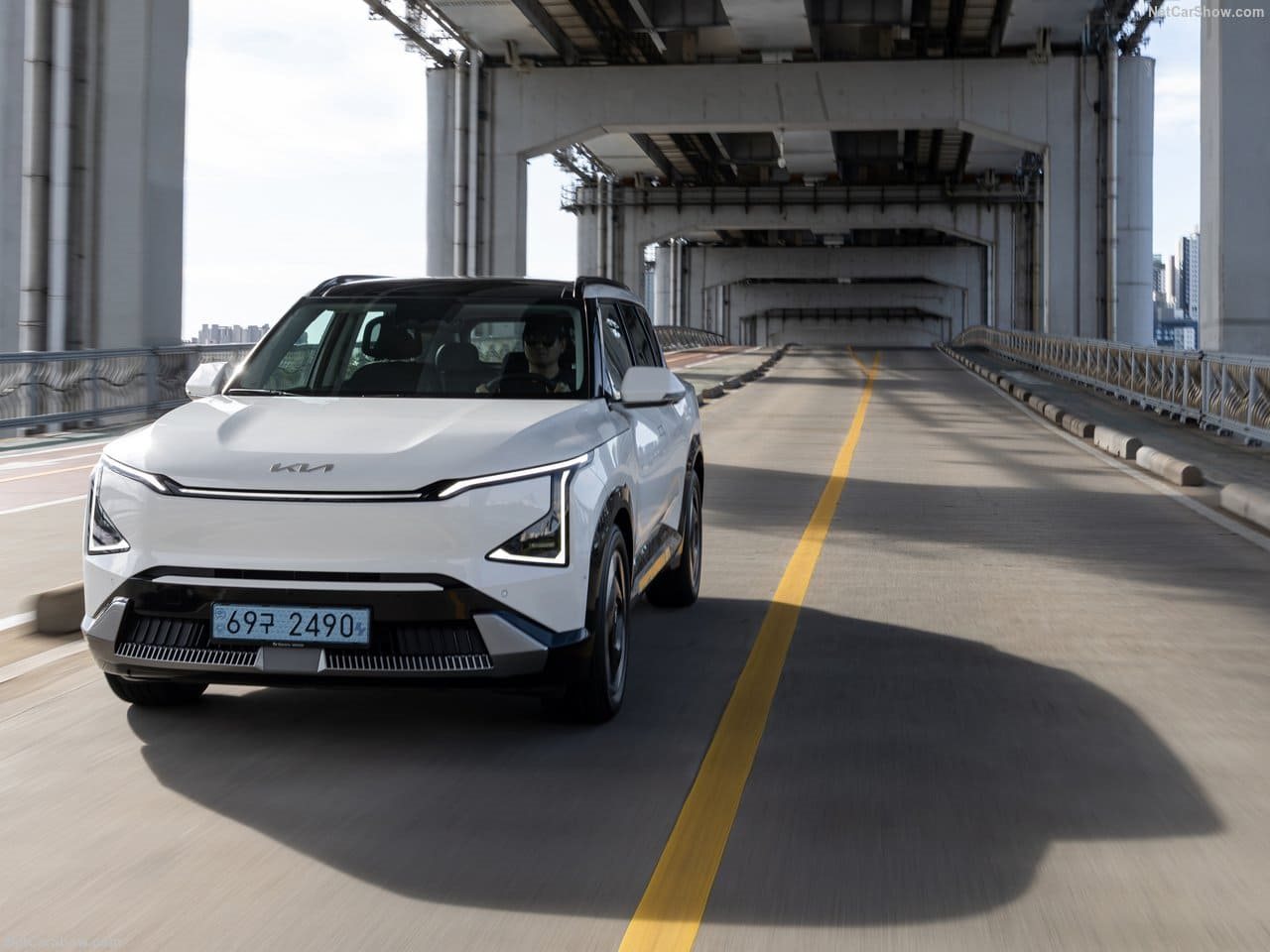 2026 - KIA EV5, foto 27