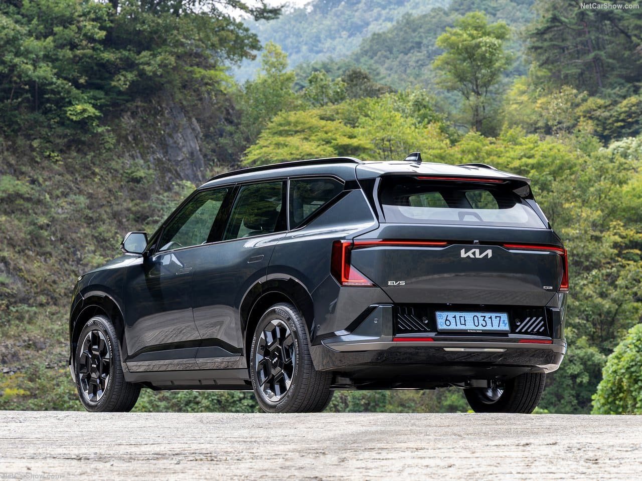 2026 - KIA EV5, foto 46