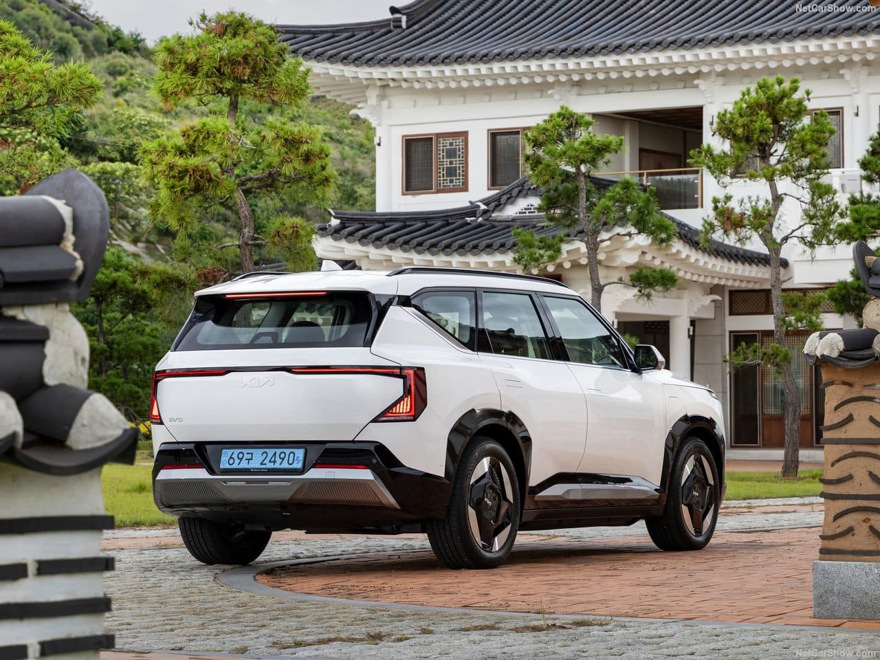 2026 - KIA EV5, foto 59