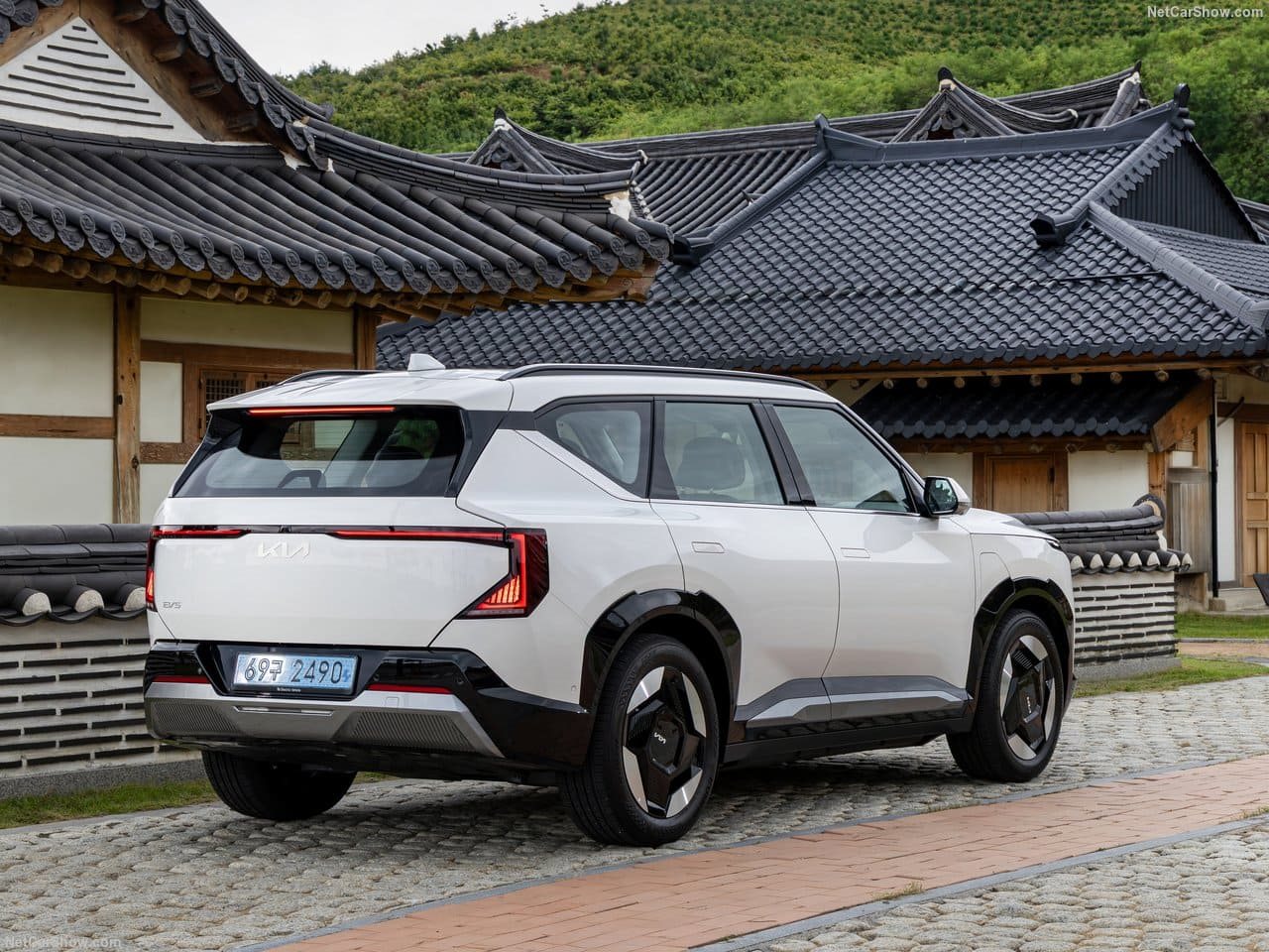 2026 - KIA EV5, foto 60