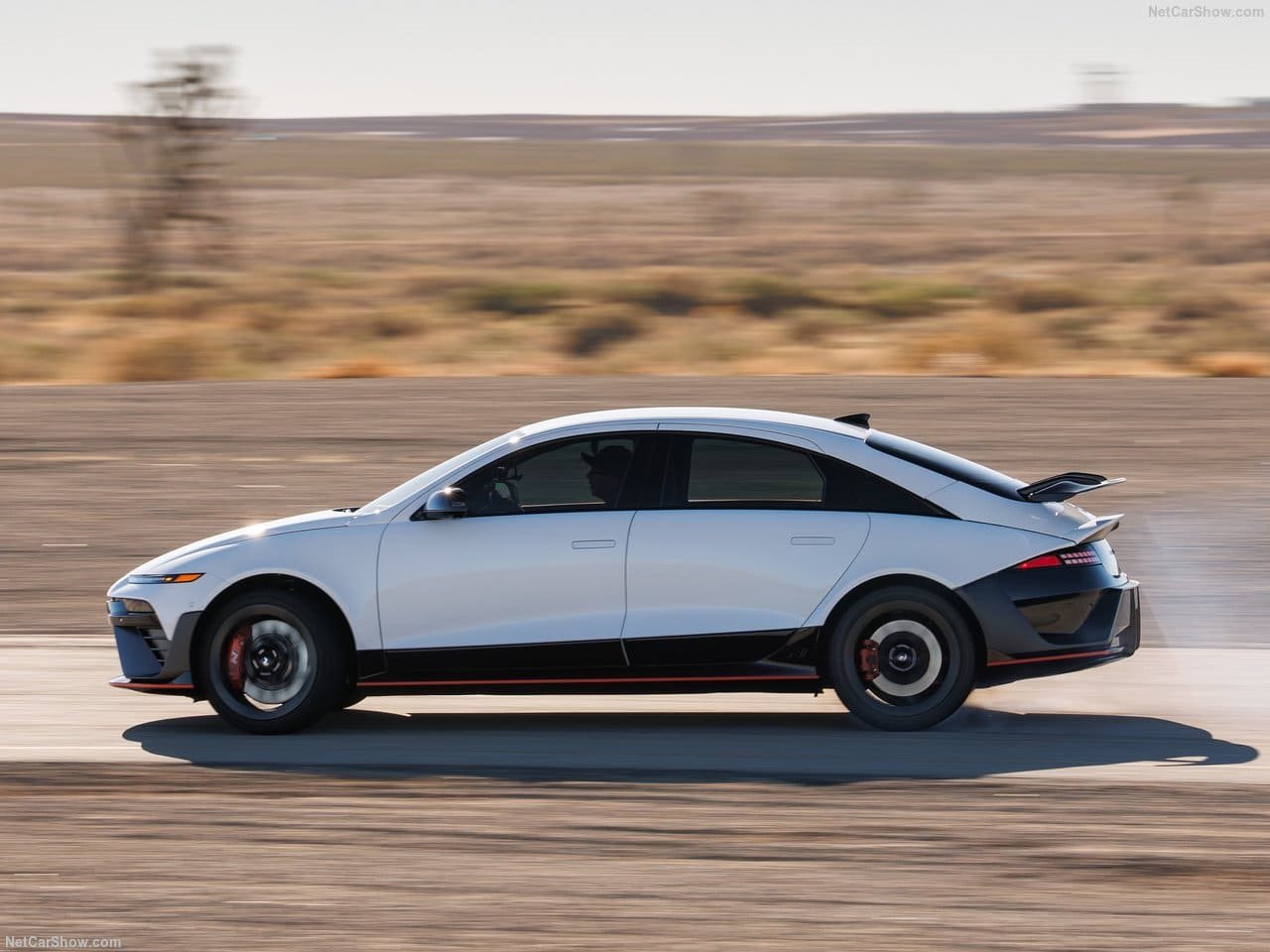 HYUNDAI IONIQ 6 N, foto 45