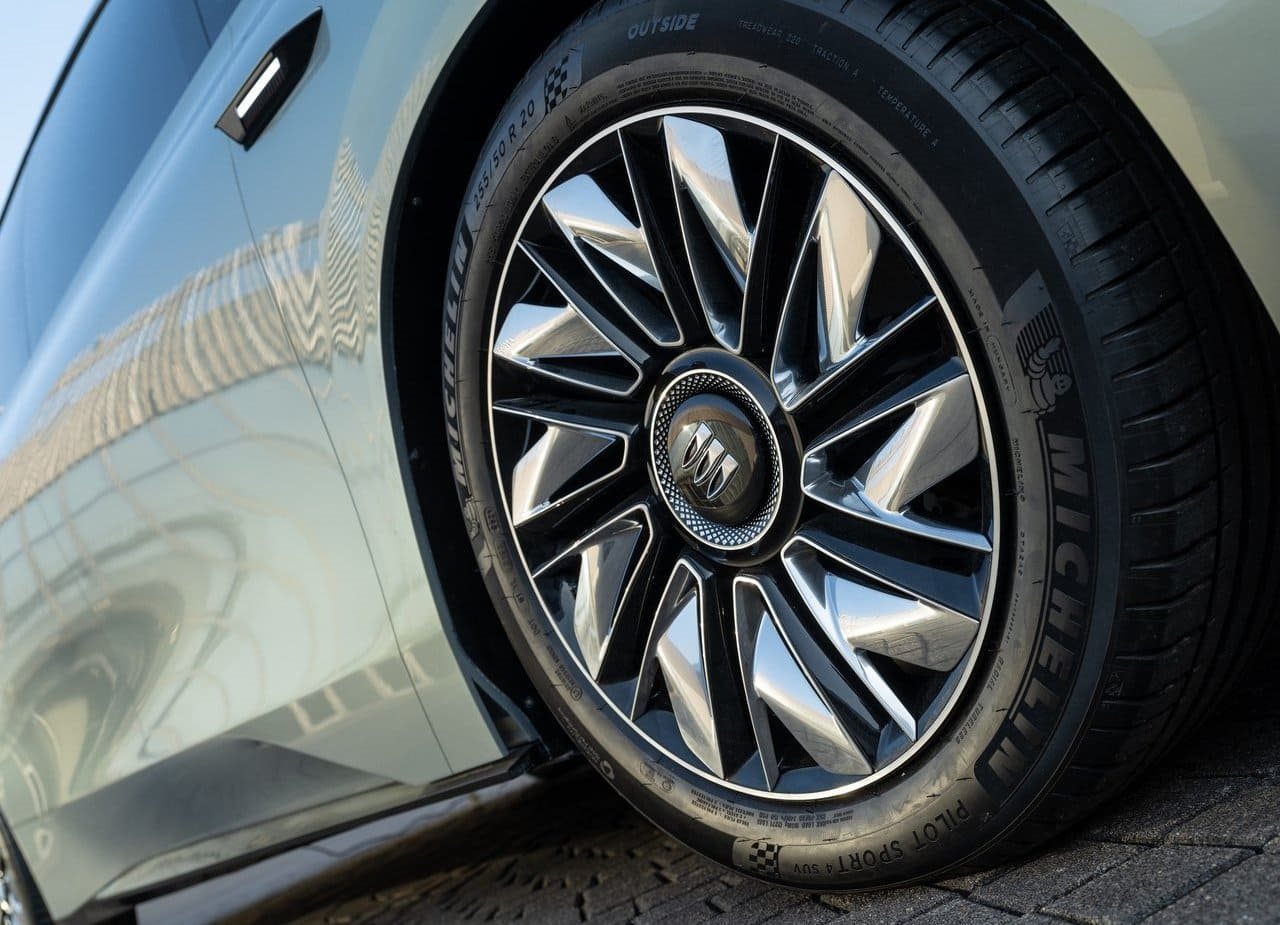 BUICK ELECTRA MPV CONCEPT, foto 32