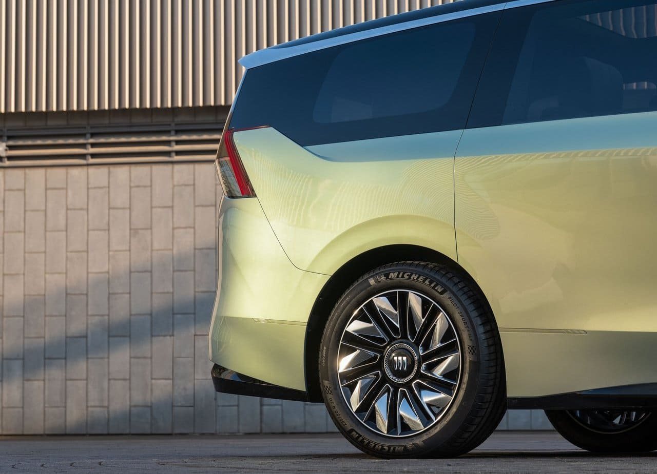 BUICK ELECTRA MPV CONCEPT, foto 33