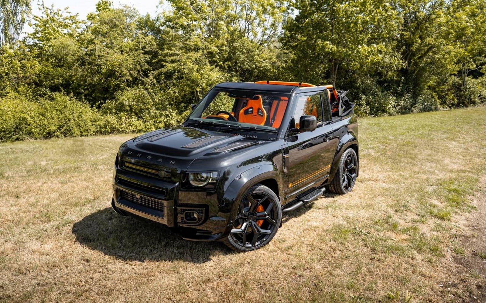 LAND ROVER DEFENDER SOFT-TOP URBAN WIDETRACK HERITAGE, foto 1