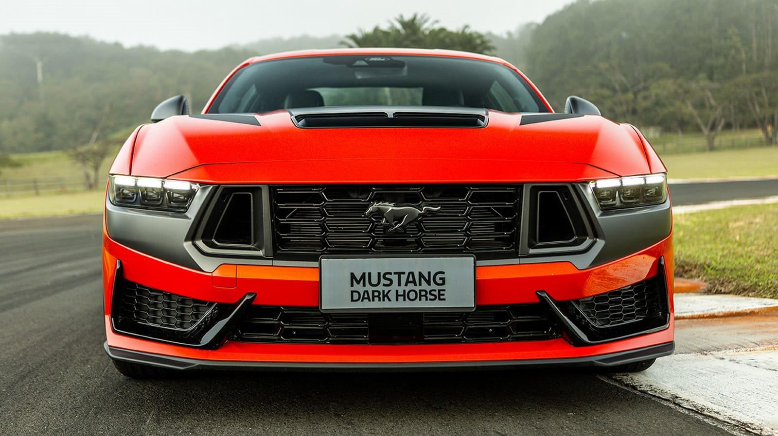 FORD MUSTANG DARK HORSE, foto 11