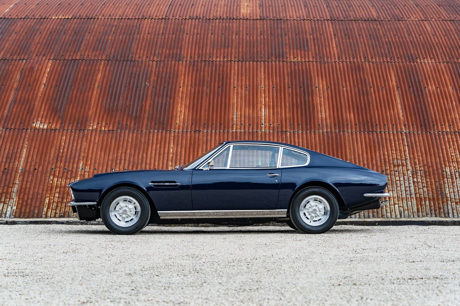 1971 - ASTON MARTIN DBS V8 PACIFIC BLUE, foto 3