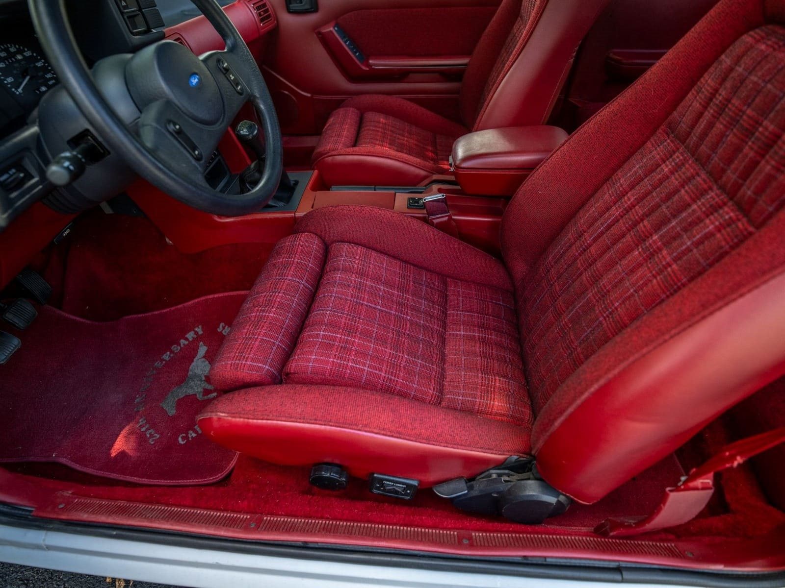 FORD MUSTANG 25TH ANNIVERSARY EDITION, foto 23