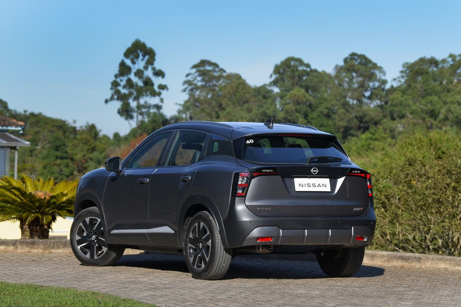 2026 - NISSAN KICKS ADVANCE, foto 2