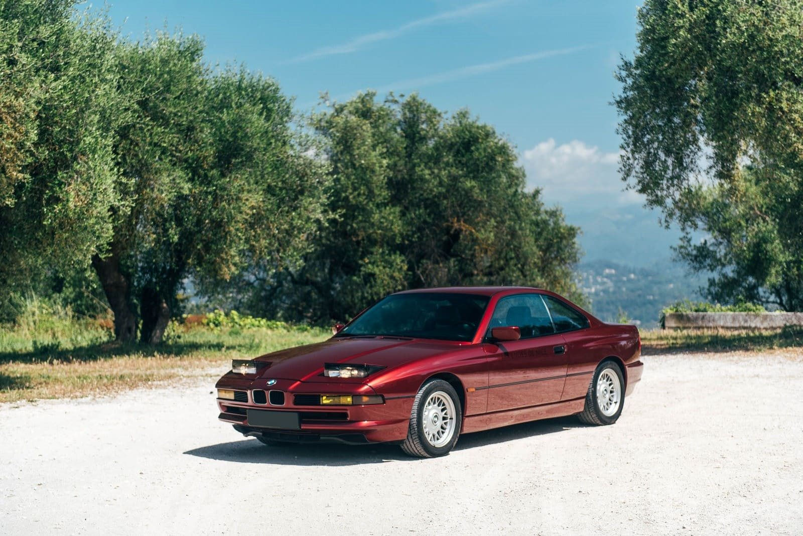 BMW 850i CALYPSO RED, foto 1