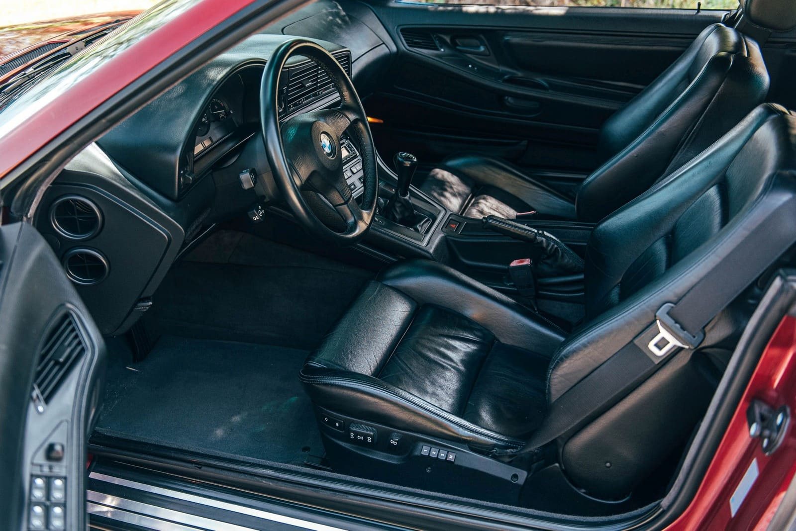 BMW 850i CALYPSO RED, foto 16