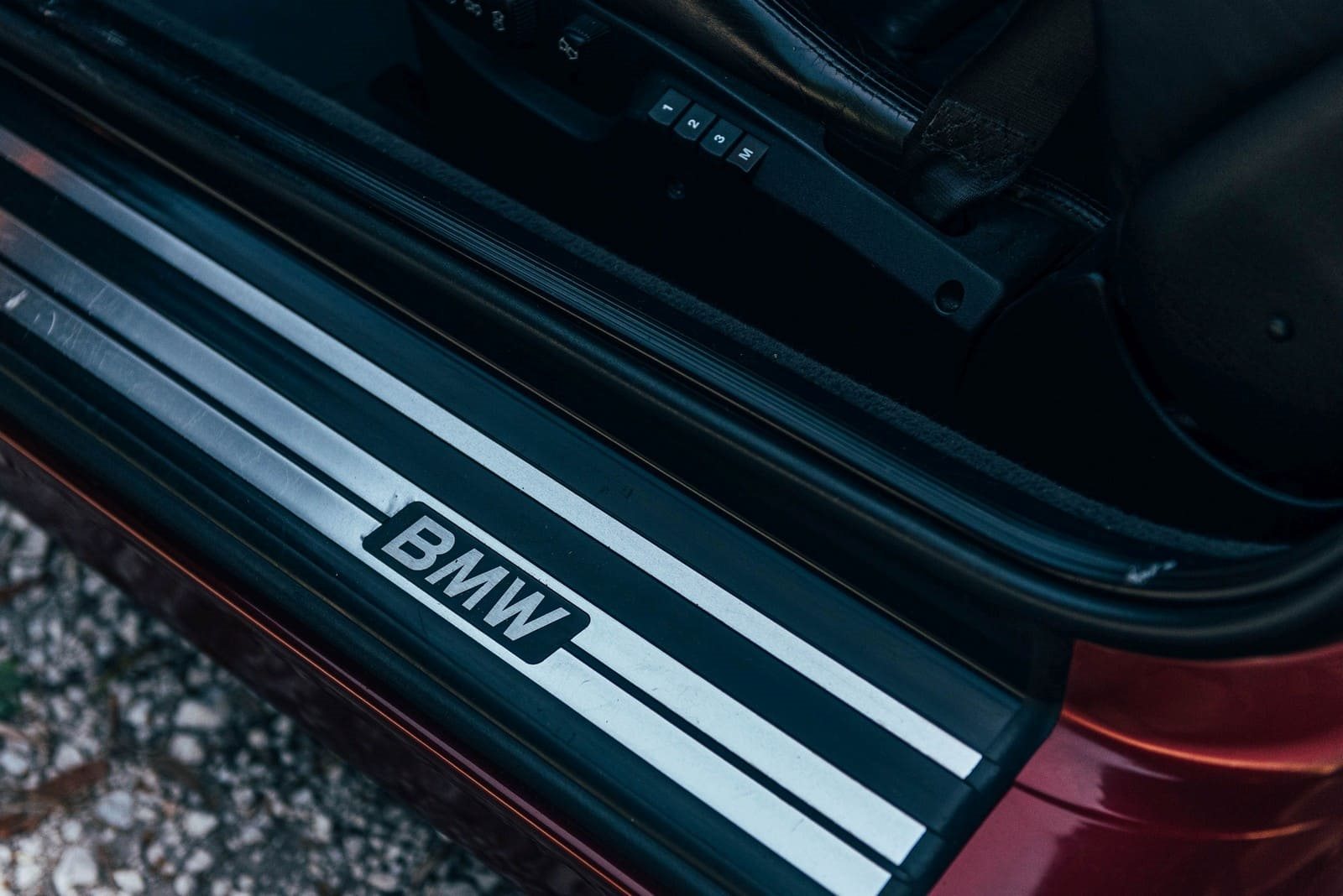 BMW 850i CALYPSO RED, foto 30
