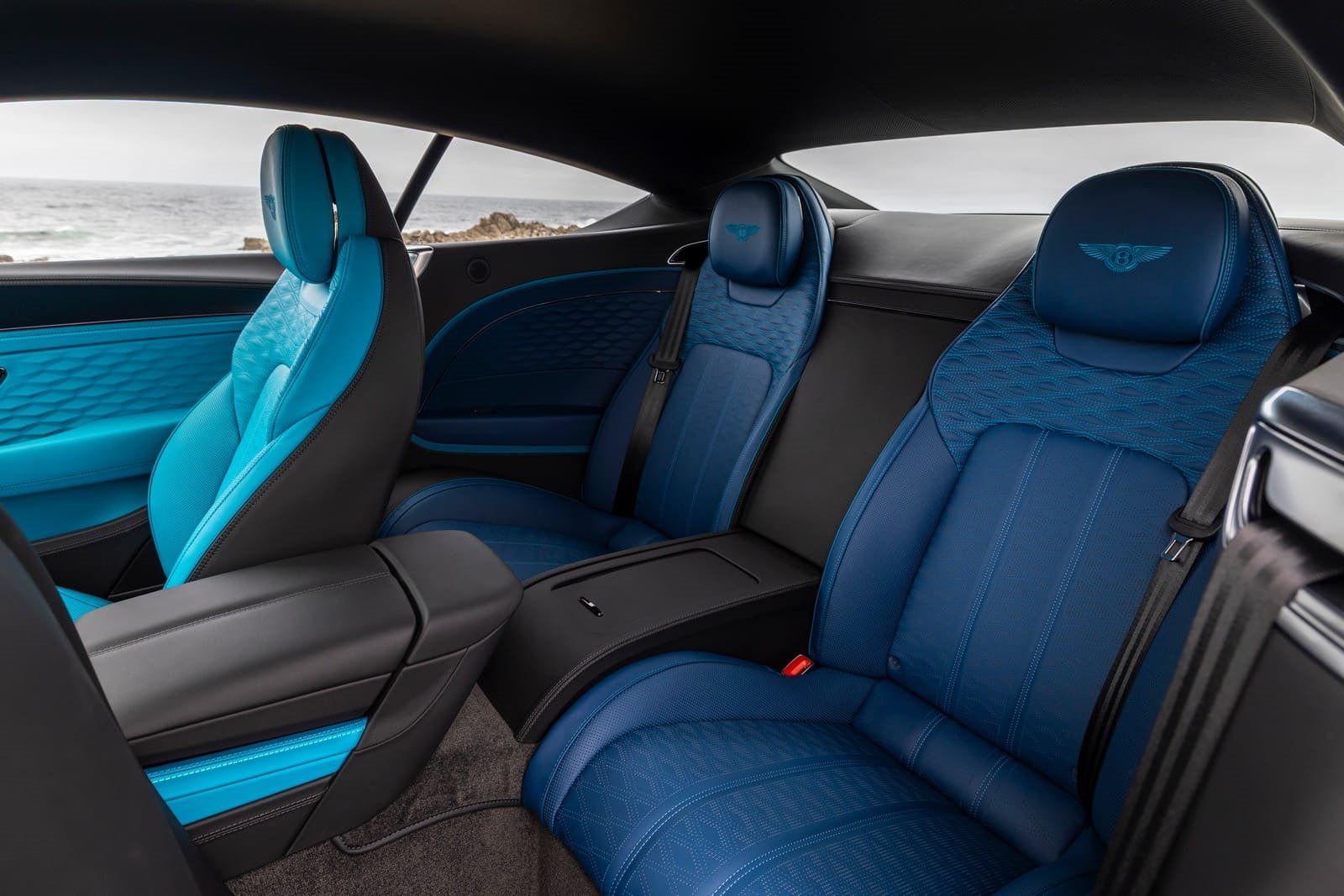 2025 - BENTLEY CONTINENTAL GT SPEED ‘OMBRE’ BY MULLINER, foto 4
