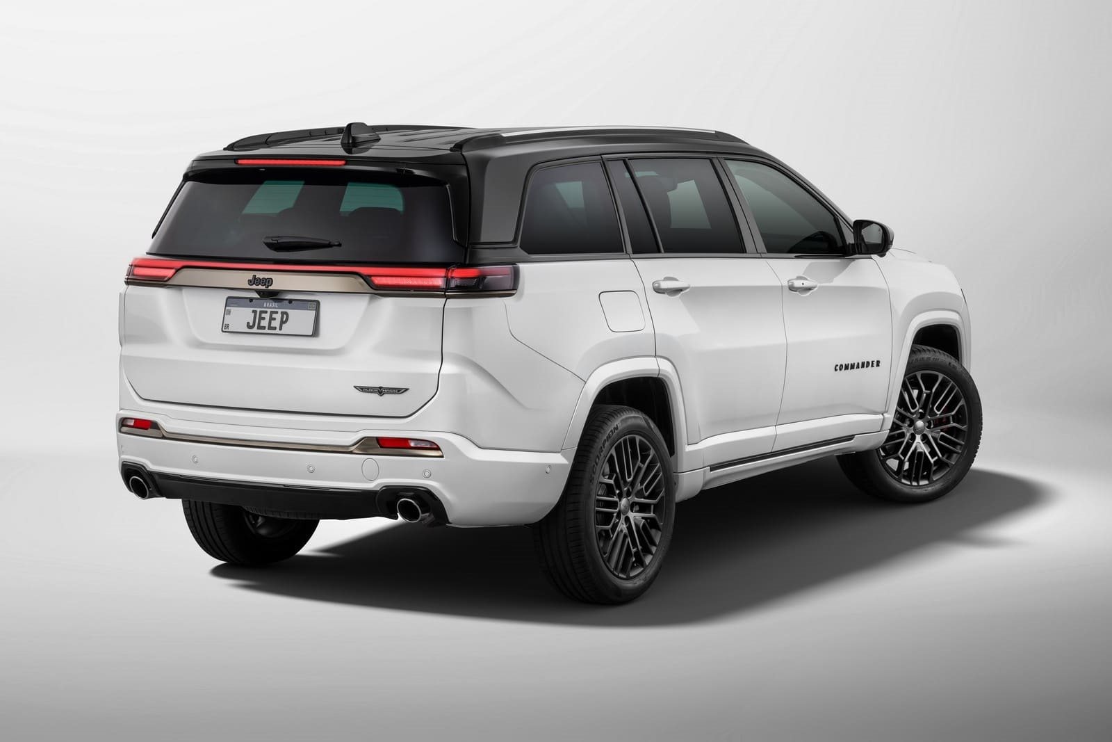 2026 - JEEP COMMANDER BLACKHAWK, foto 5