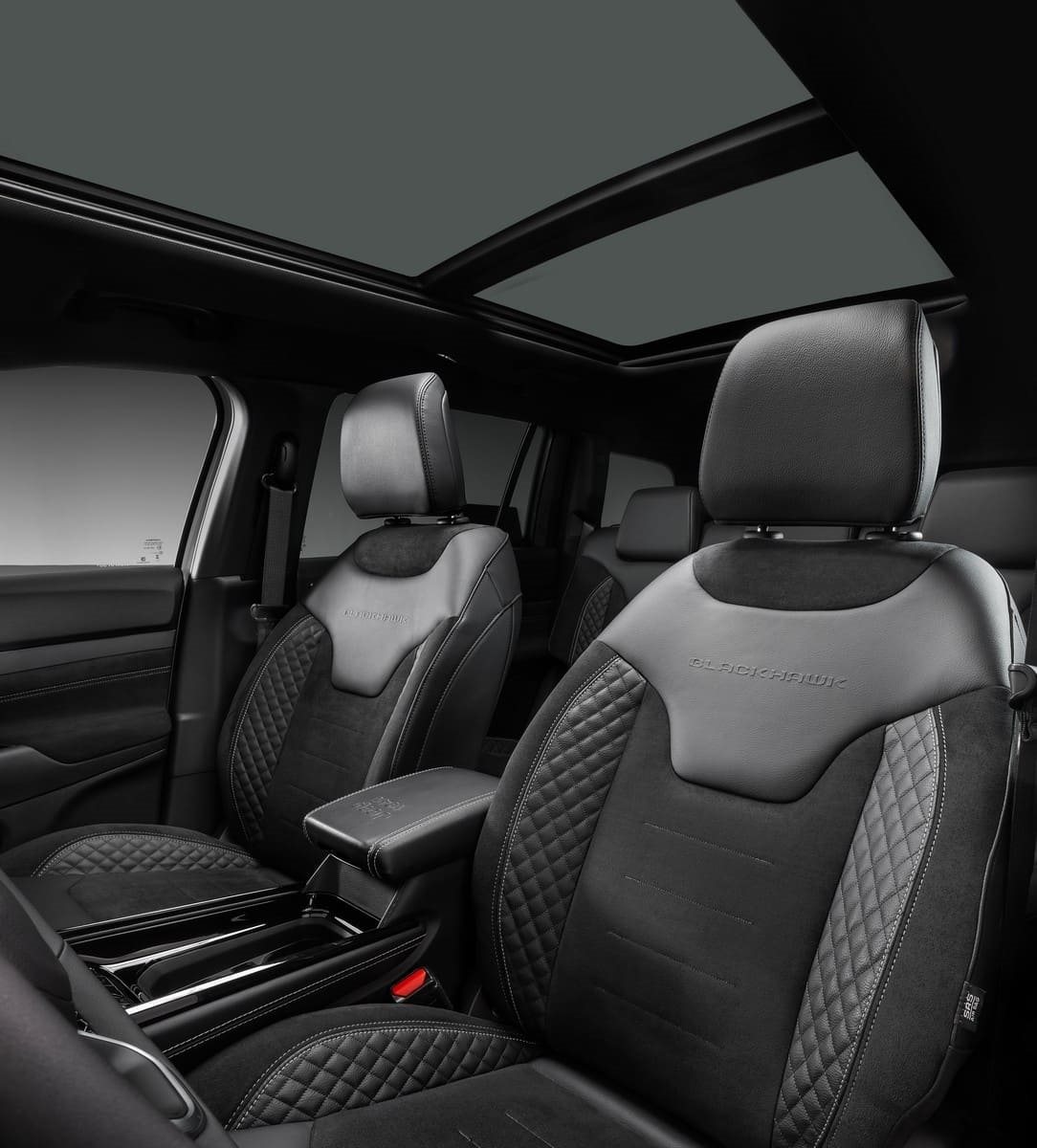2026 - JEEP COMMANDER BLACKHAWK, foto 16