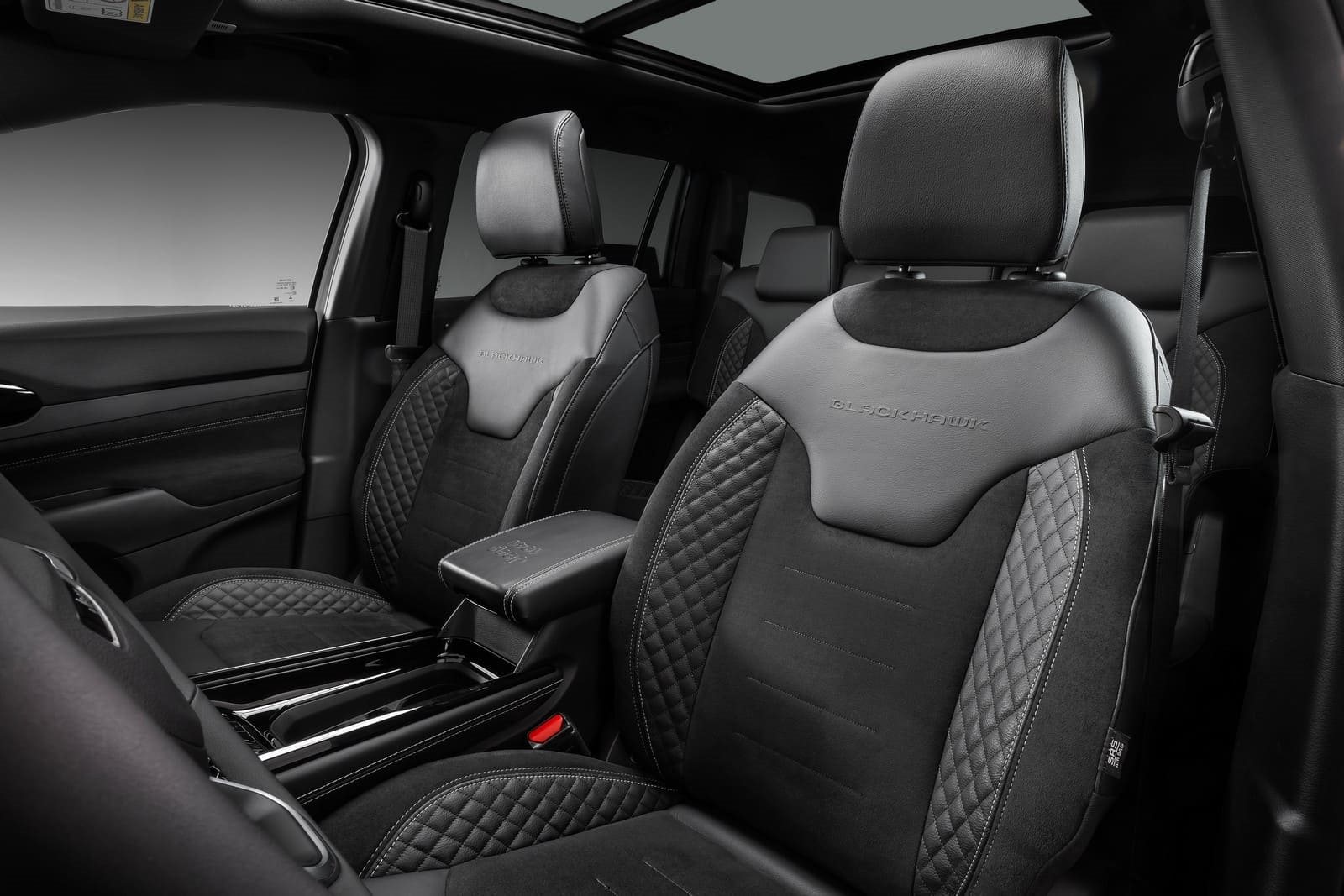 2026 - JEEP COMMANDER BLACKHAWK, foto 17