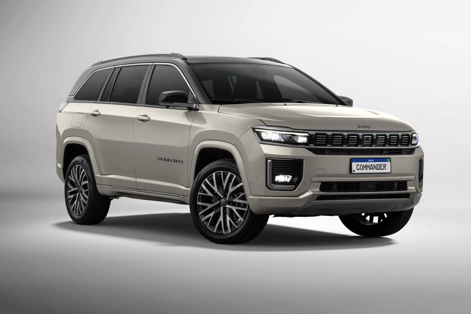 2026 - JEEP COMMANDER OVERLAND, foto 1