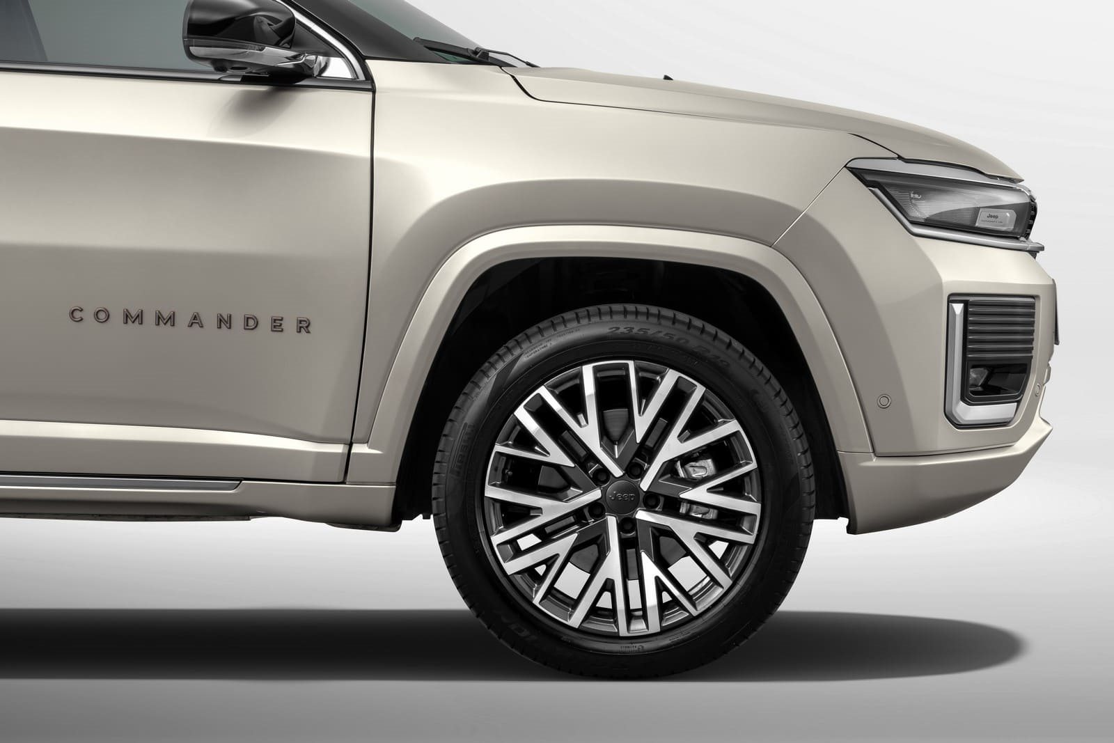 2026 - JEEP COMMANDER OVERLAND, foto 4