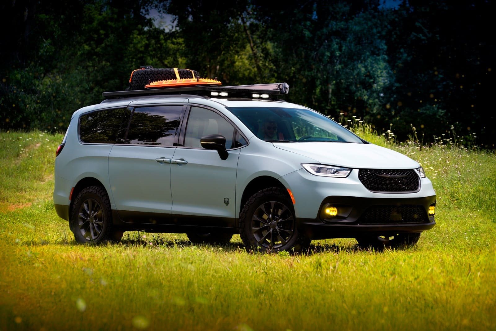 CHRYSLER PACIFICA GRIZZLY PEAK CONCEPT, foto 1