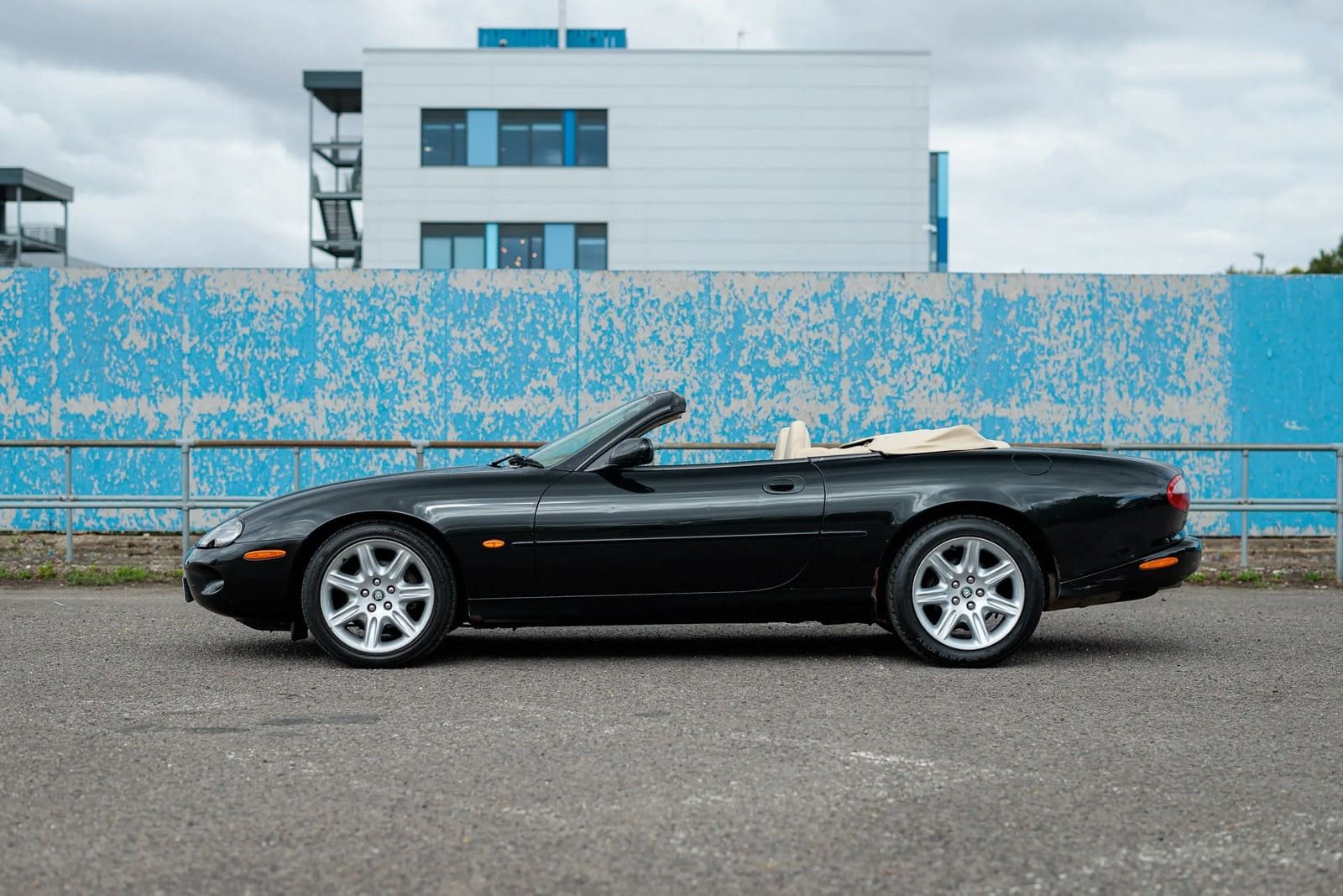 1997 - JAGUAR XK8 CONVERTIBLE, foto 7
