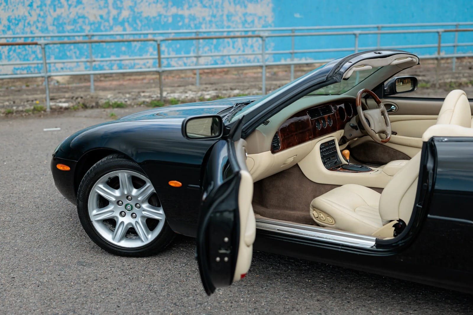1997 - JAGUAR XK8 CONVERTIBLE, foto 23