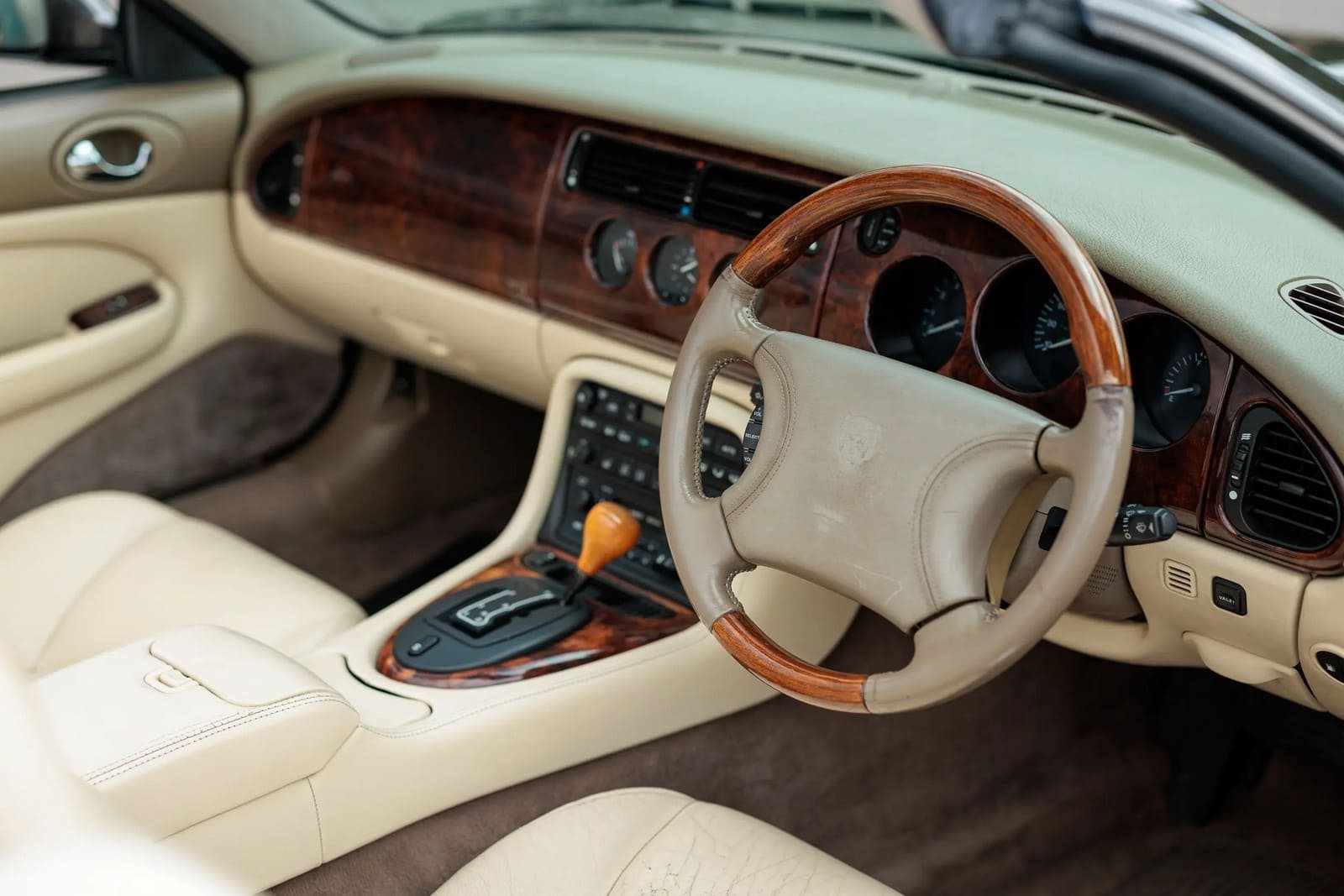 1997 - JAGUAR XK8 CONVERTIBLE, foto 29