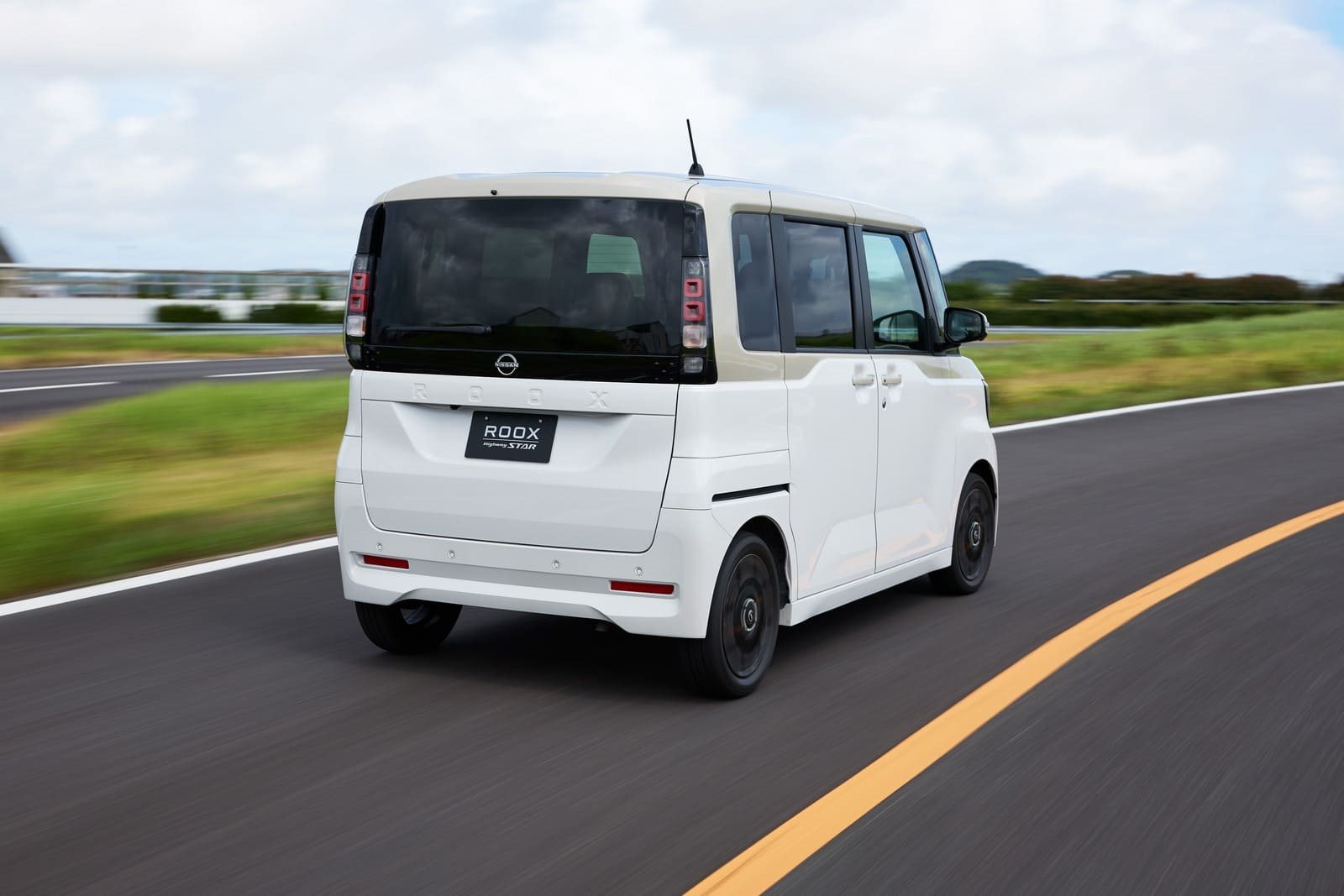 NISSAN ROOX, foto 6