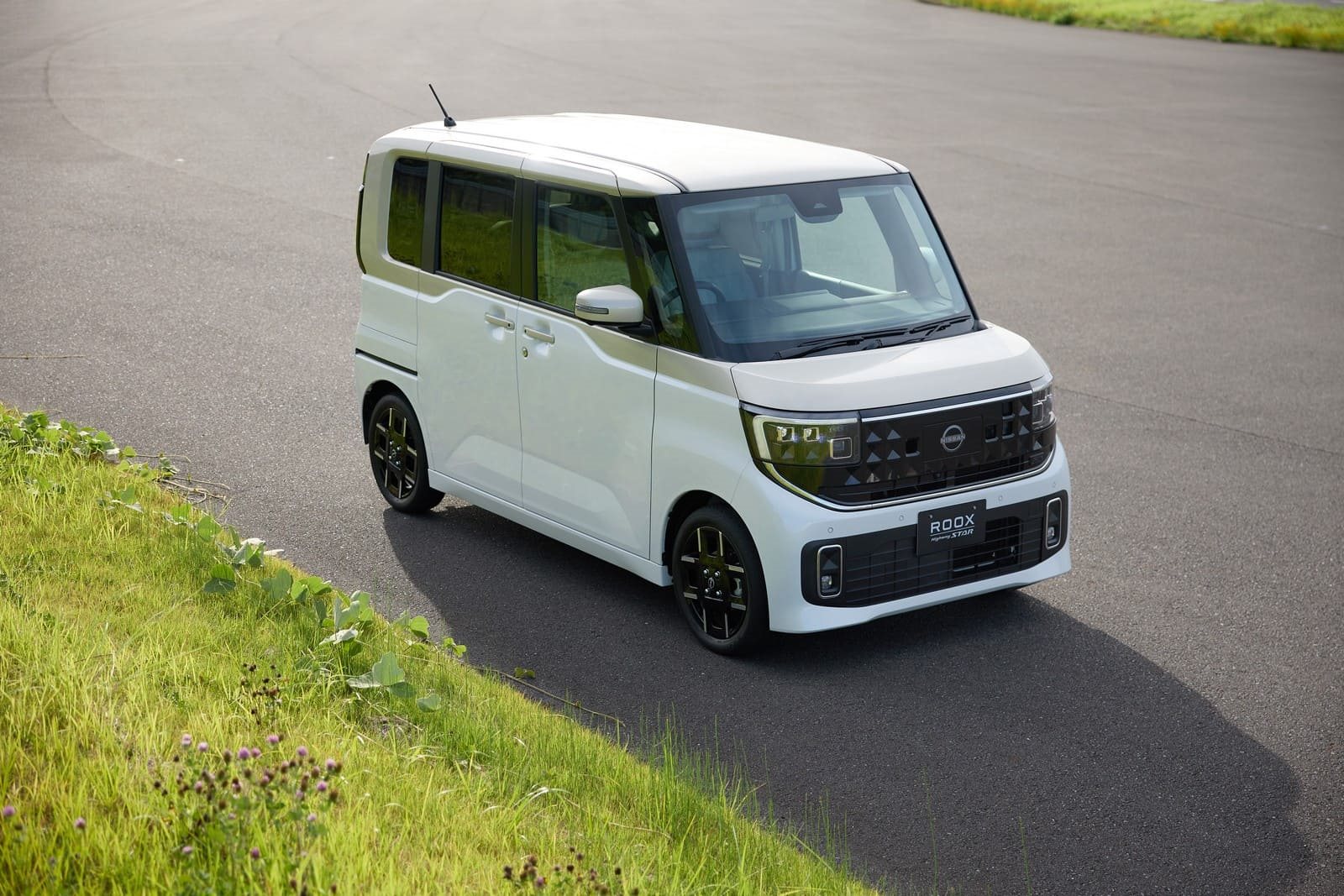 NISSAN ROOX, foto 11