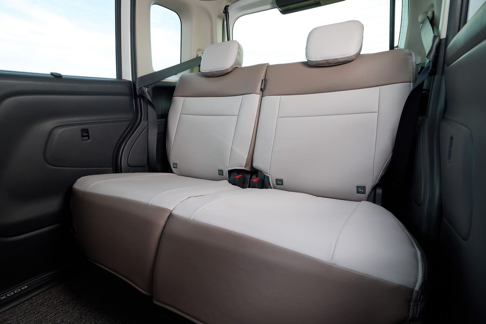 NISSAN ROOX, foto 35