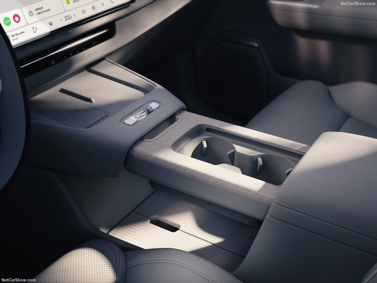 2026 - VOLVO XC70, foto 35