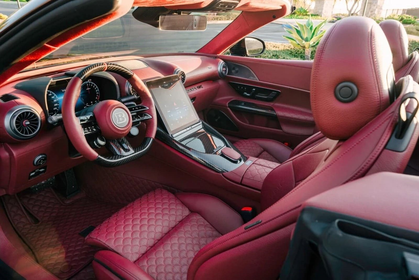 2025 - MERCEDES-AMG SL 63 S BRABUS ROCKET GTC DEEP RED, foto 25