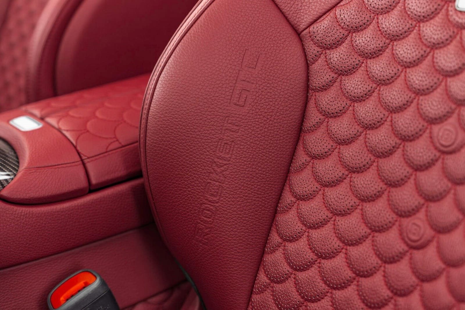 2025 - MERCEDES-AMG SL 63 S BRABUS ROCKET GTC DEEP RED, foto 30