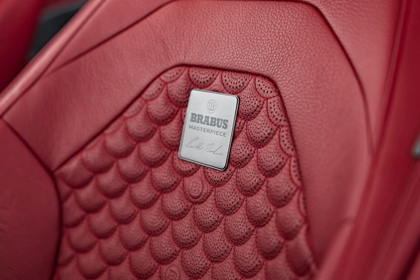 2025 - MERCEDES-AMG SL 63 S BRABUS ROCKET GTC DEEP RED, foto 31