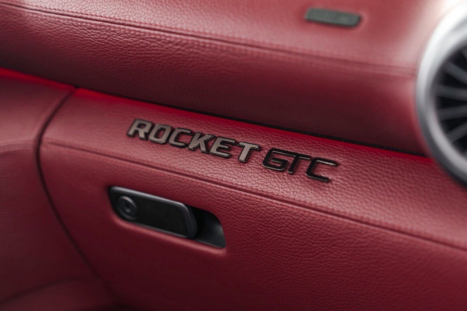 2025 - MERCEDES-AMG SL 63 S BRABUS ROCKET GTC DEEP RED, foto 34