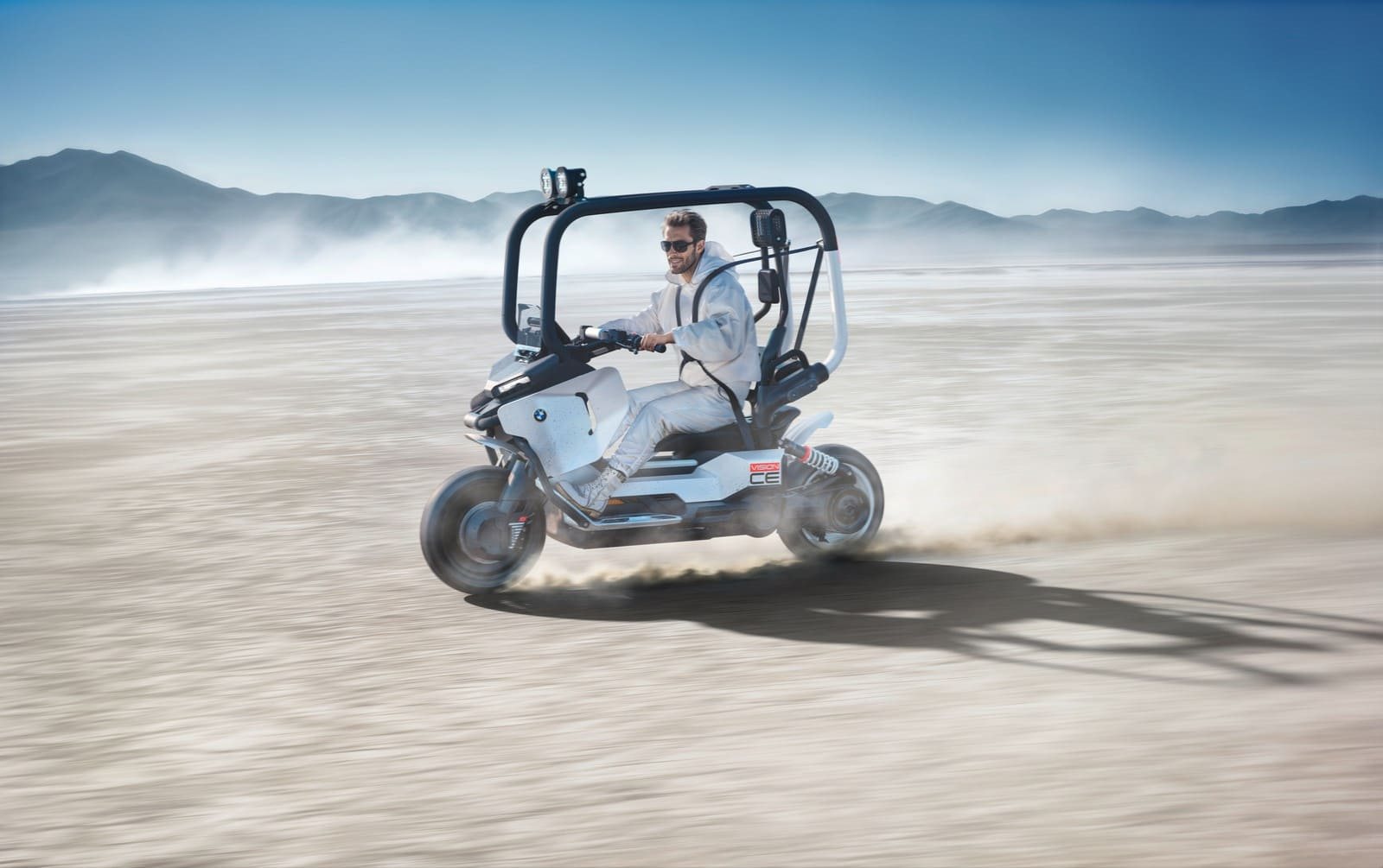 2025 - BMW VISION CE, foto 11