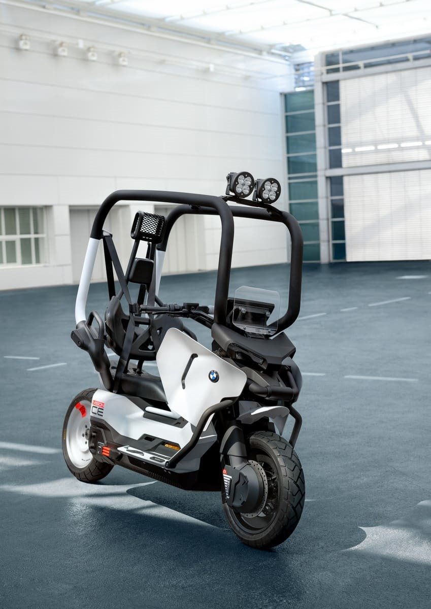 2025 - BMW VISION CE, foto 33