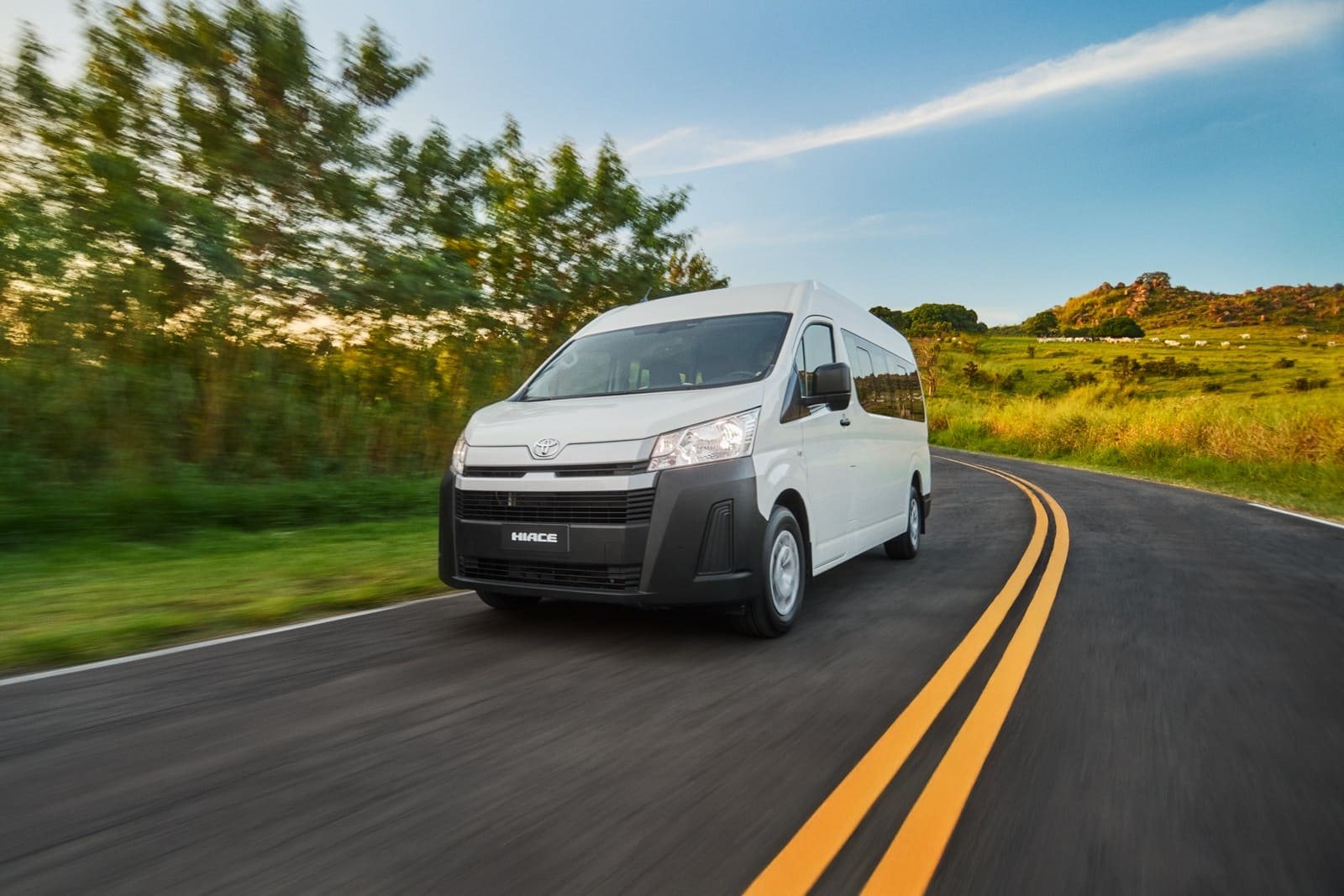 2026 - TOYOTA HIACE MINIBUS, foto 3