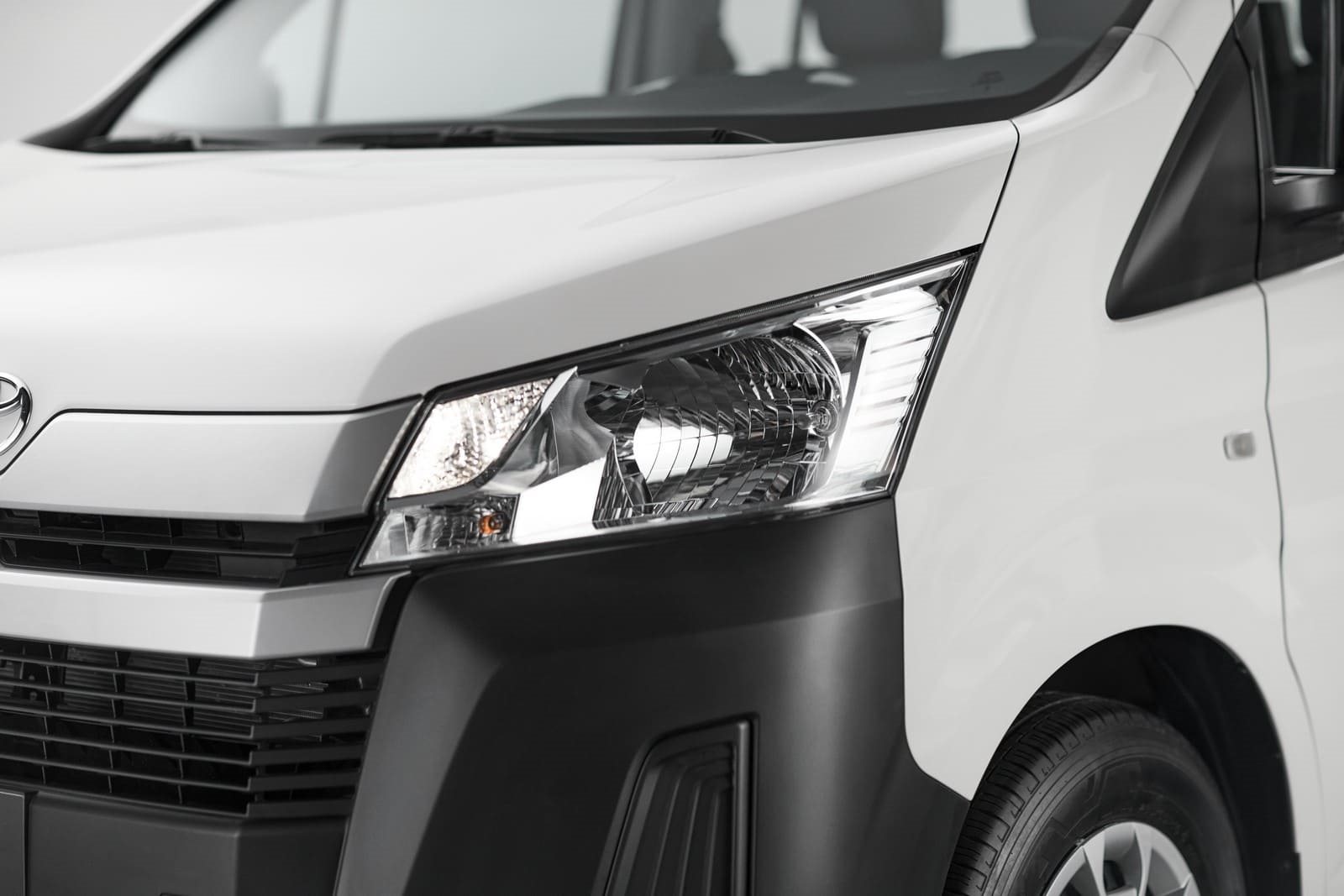 2026 - TOYOTA HIACE MINIBUS, foto 6