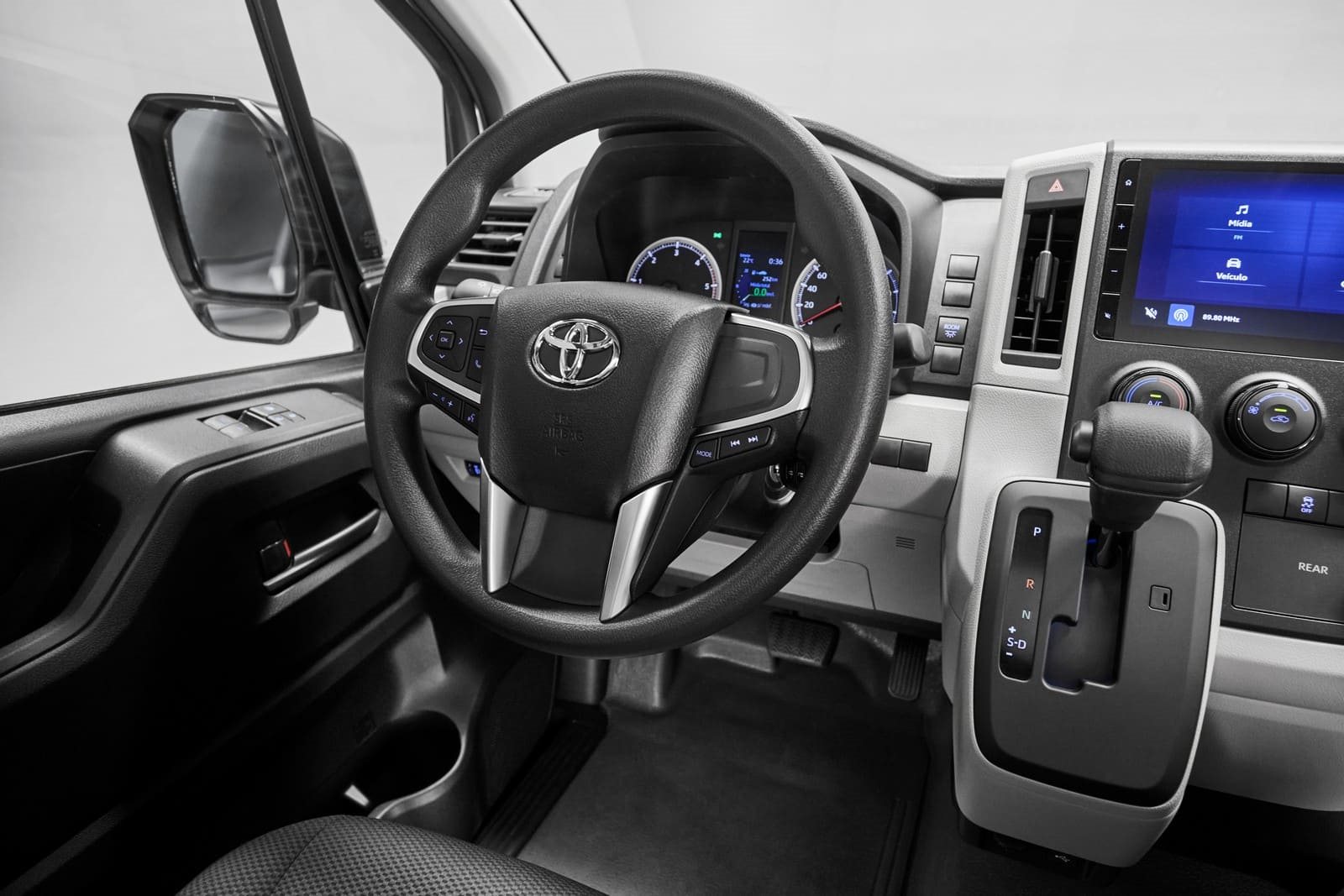 2026 - TOYOTA HIACE MINIBUS, foto 11