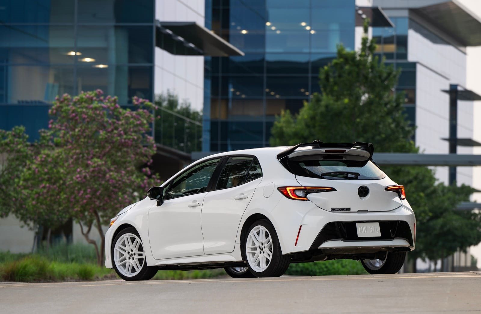 2026 - TOYOTA COROLLA HATCHBACK, foto 2