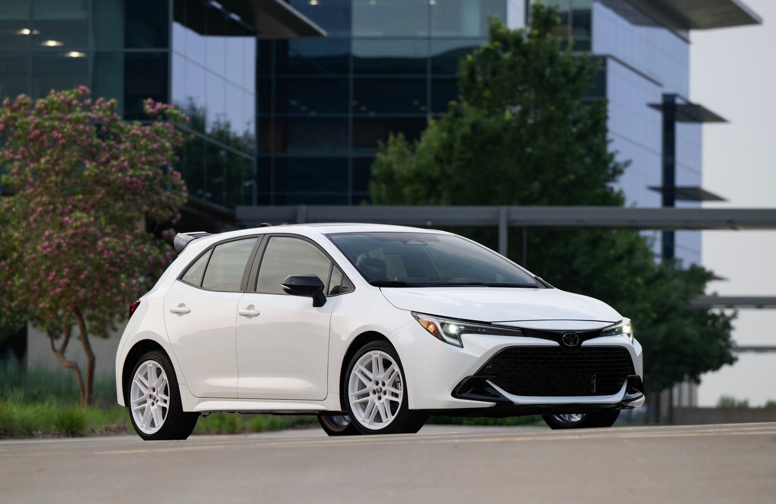 2026 - TOYOTA COROLLA HATCHBACK, foto 3