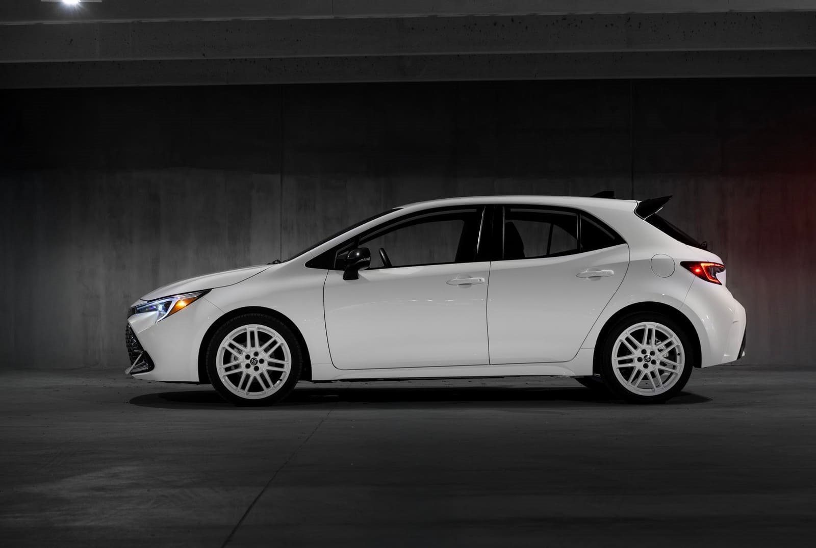 2026 - TOYOTA COROLLA HATCHBACK, foto 12