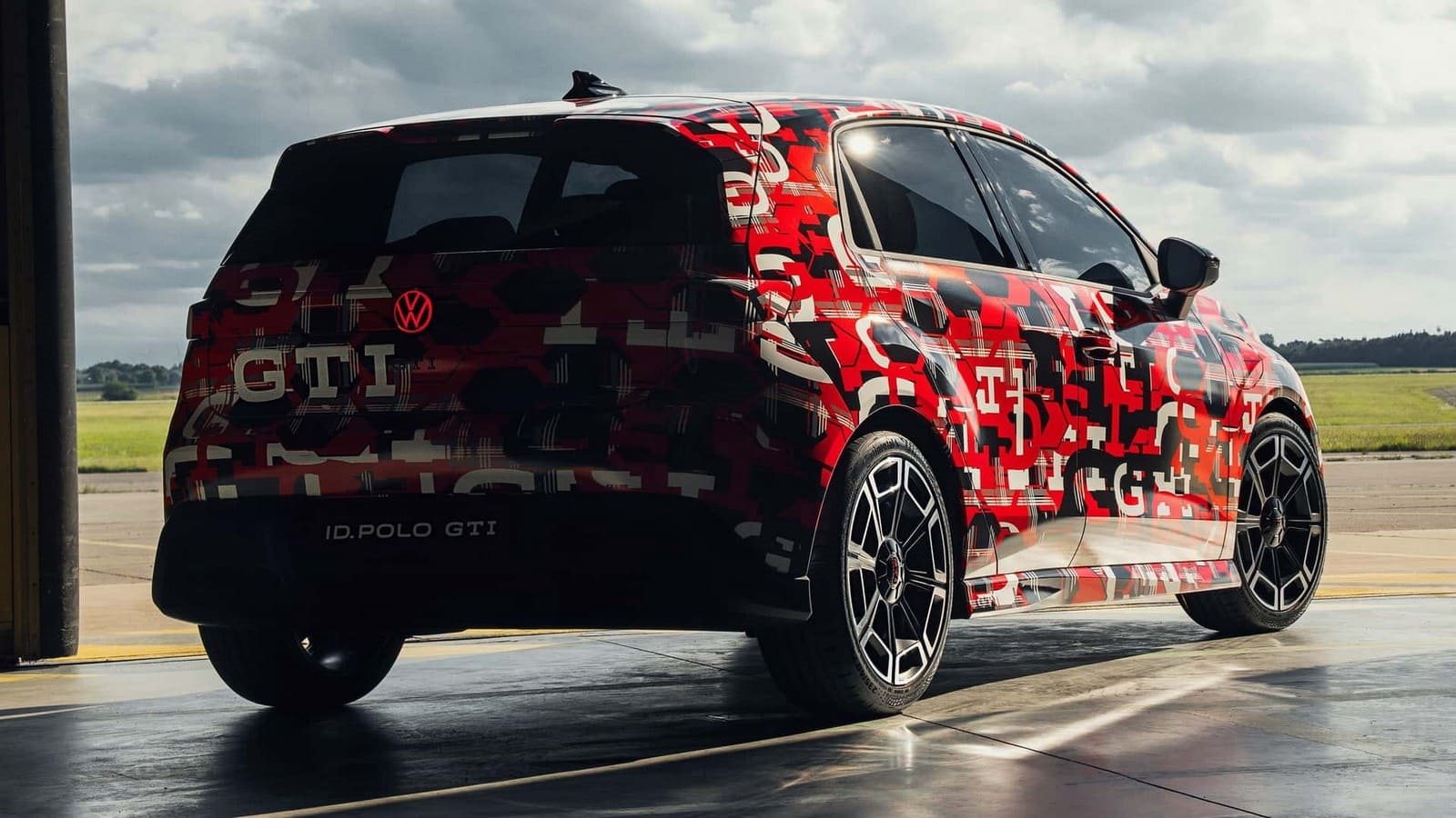 2025 - VOLKSWAGEN ID. POLO GTI ‘DESIGN FREEZE’, foto 6