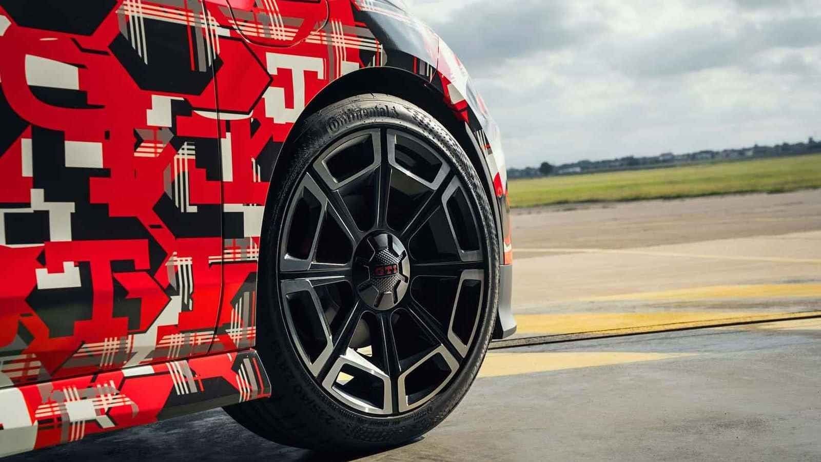 2025 - VOLKSWAGEN ID. POLO GTI ‘DESIGN FREEZE’, foto 9