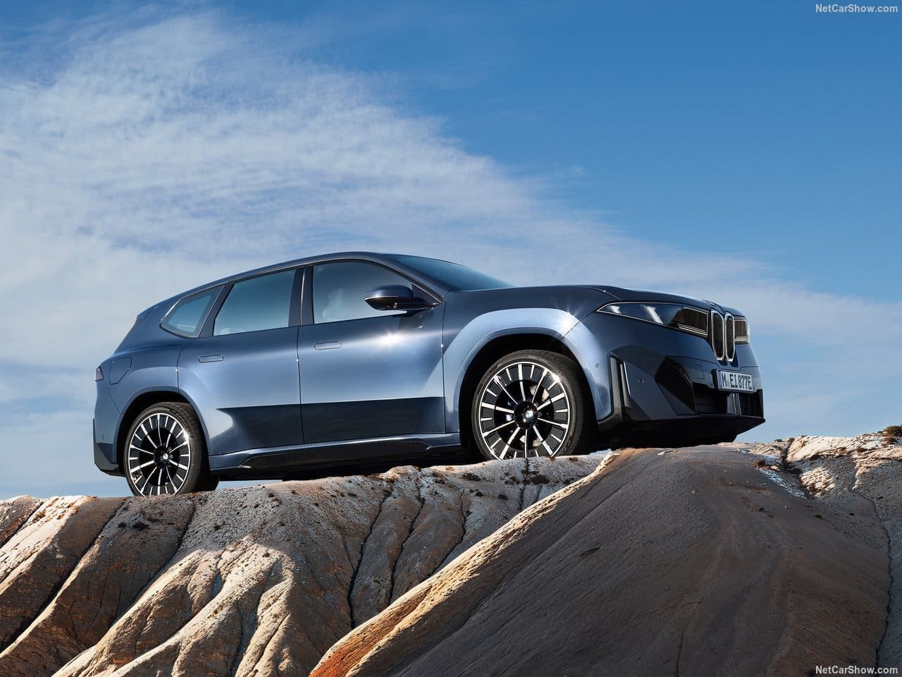 2026 - BMW iX3, foto 21