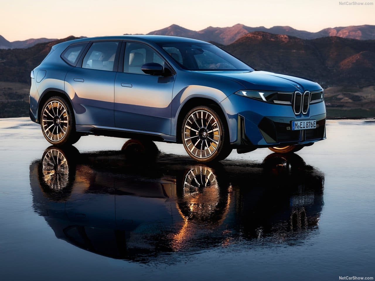 2026 - BMW iX3, foto 24