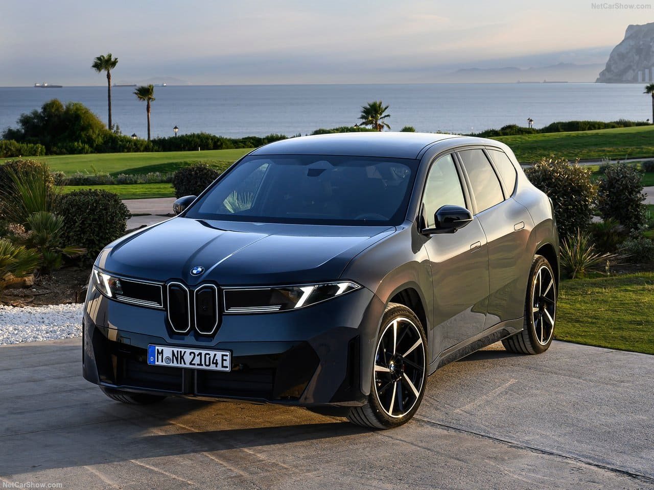 2026 - BMW iX3, foto 37
